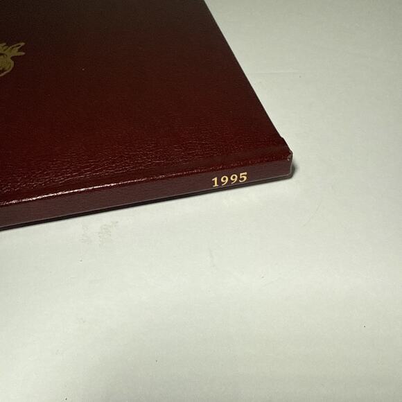 1995 A CHRISTMAS CAROL Hallmark Charles Dickens Leather Bound Book VTG Scrooge - Picture 3 of 5